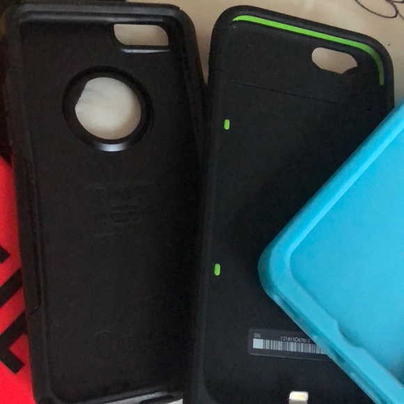 I have a bundle set for iPhone 7. - Picture 2 of 6